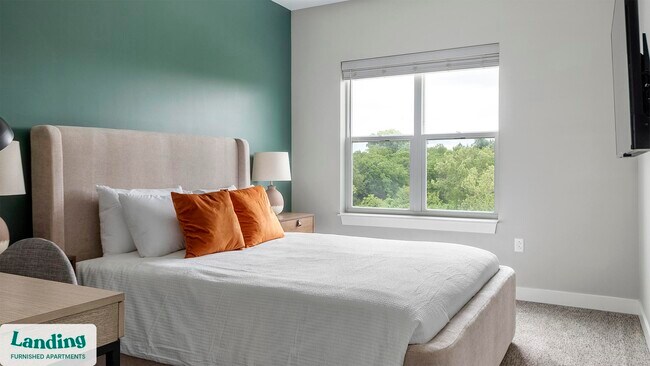 Building Photo - 1010 Enclave Blvd