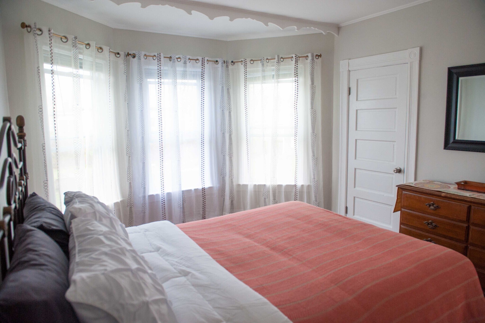 Bedroom - 90 Longwood Avenue