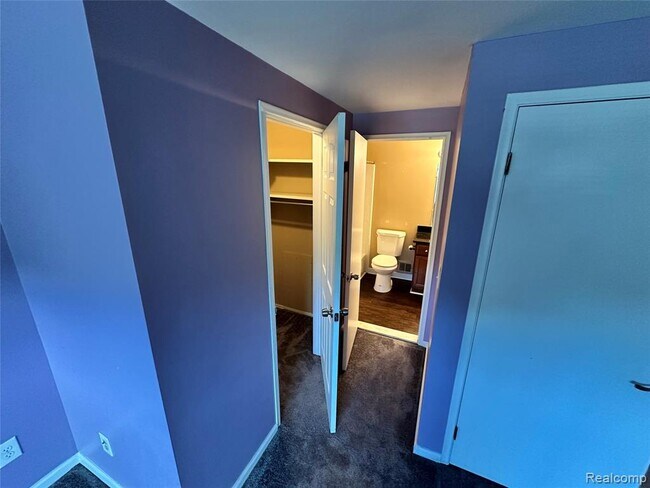 Building Photo - 41729 Broquet Dr
