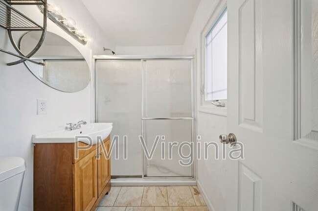 Building Photo - 5389 Susquehanna Dr