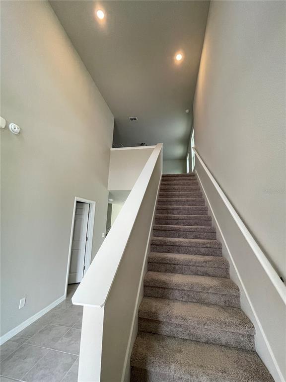 Building Photo - 3152 Bella Vista Dr