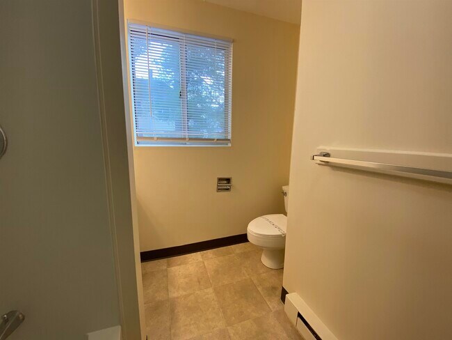 Building Photo - 93 West St