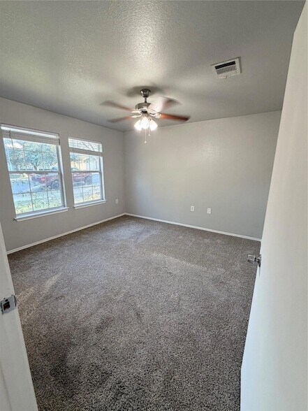 Building Photo - 17808 Golden Valley Dr