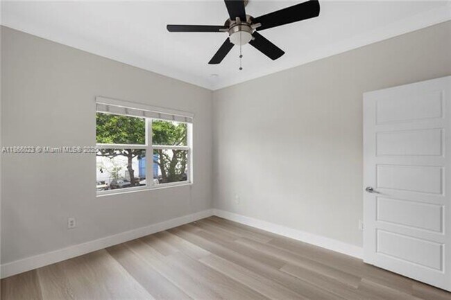 Building Photo - 2431 Biscayne Blvd