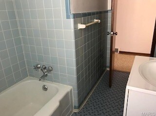 Building Photo - 4931 Jamieson Ave