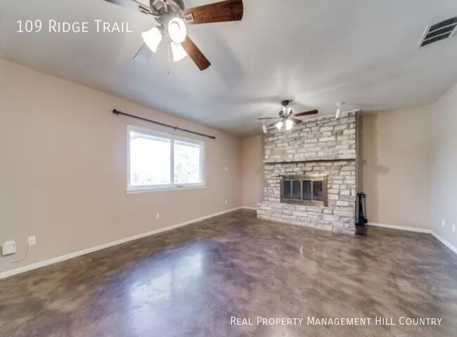 Building Photo - 109 Ridge Trail