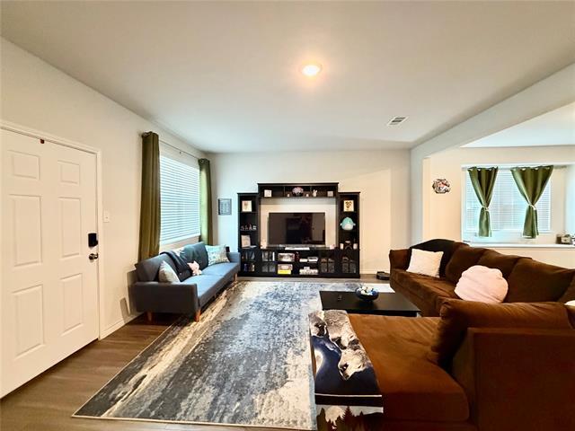 Building Photo - 5664 Shore Point Trl