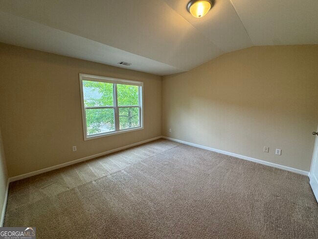 Building Photo - 1455 Blackstone Way