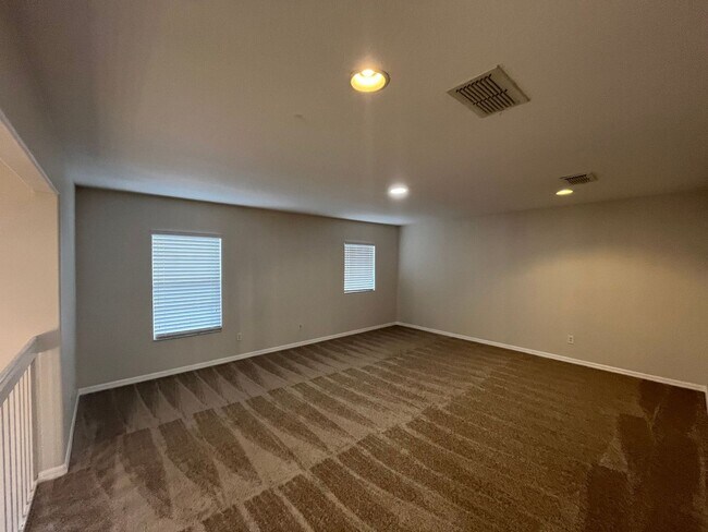 Building Photo - Corner Lot, 4 Bedroom Home with Pool at No...