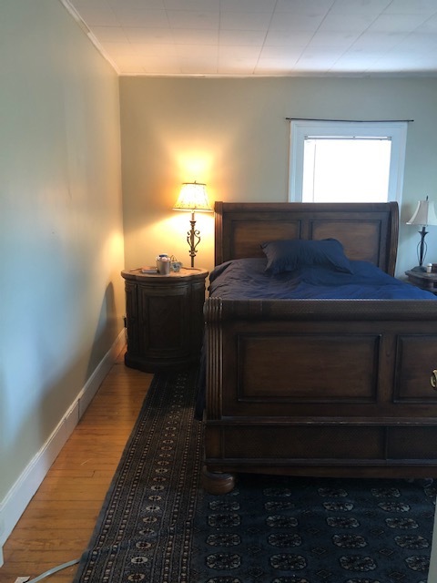 Bedroom - 79 W High St