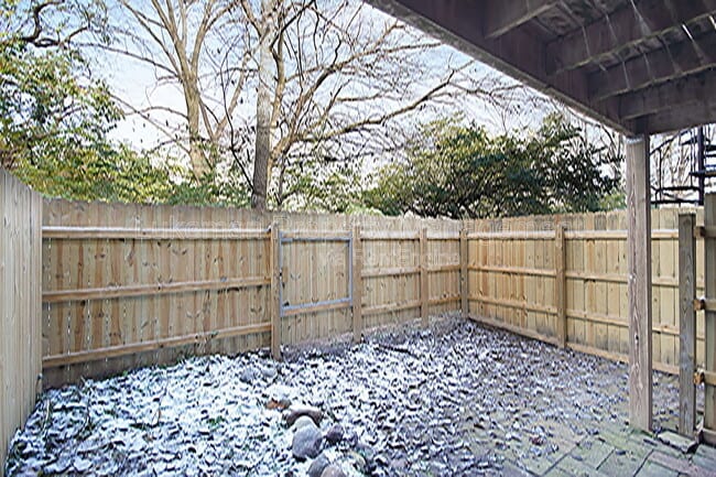 Building Photo - 728 Garland Cir