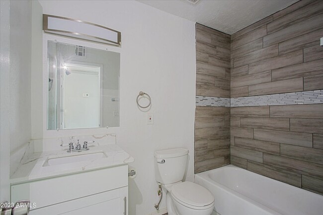 Building Photo - 2525 N 52nd St