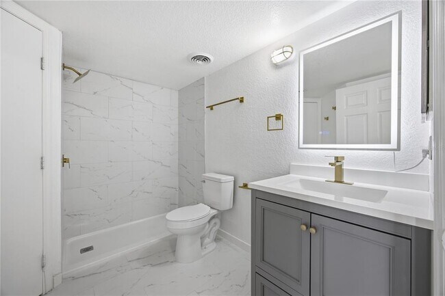 Building Photo - 2207 Antigua Pl