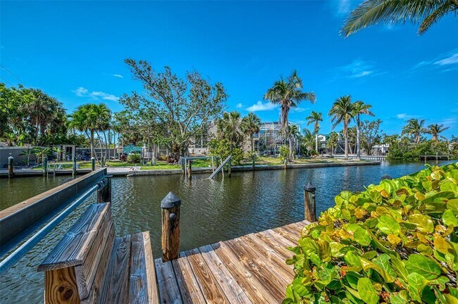 Building Photo - 412 Treasure Boat Way