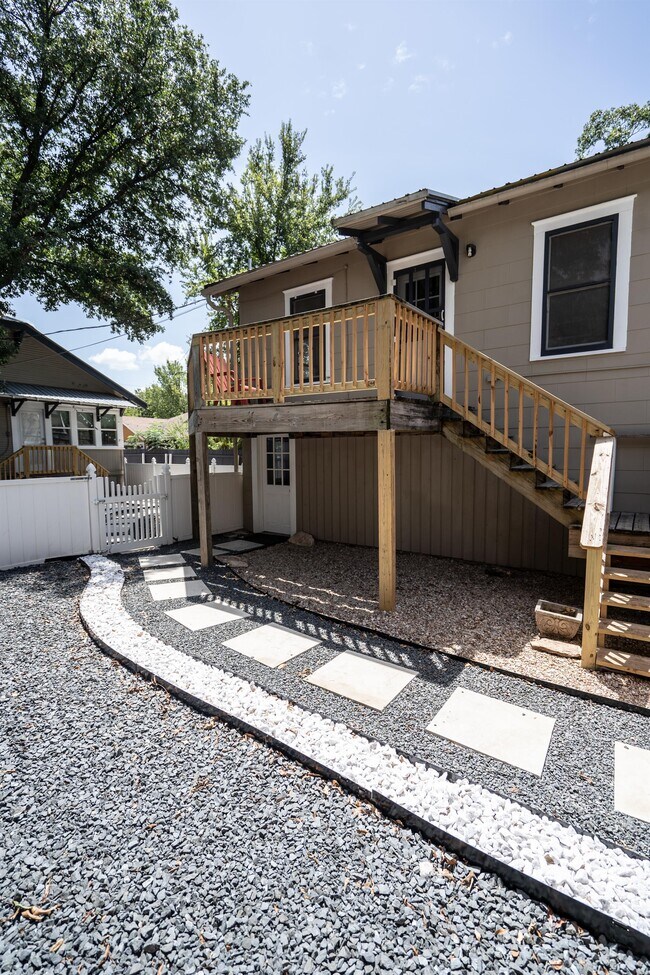 Building Photo - 2836 Pearl St