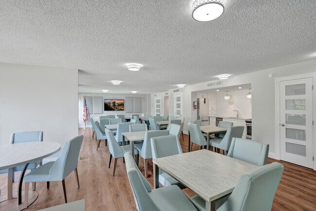 Building Photo - 5200 N Ocean Blvd