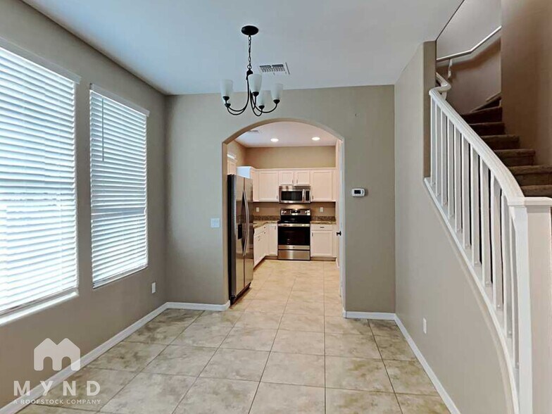 Building Photo - 17694 W Mandalay Ln