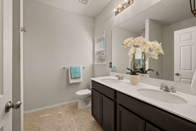 Building Photo - Love Where You Live Starts Right Here!