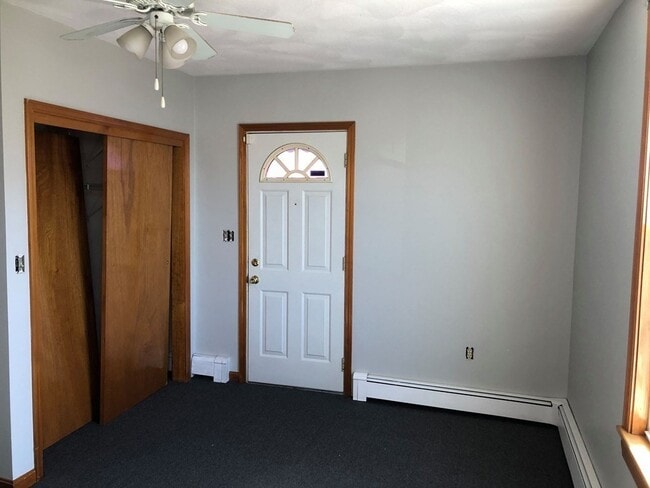 Building Photo - 47 Elmwood St