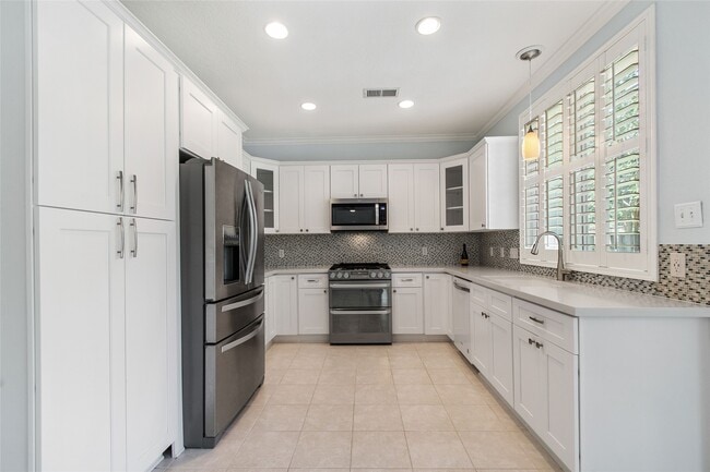 Building Photo - 77 Sugar Grove Ct