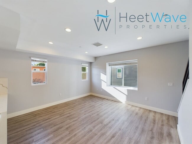 Building Photo - REZKO - E Street