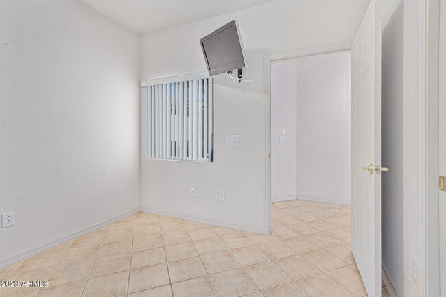 Building Photo - 6535 E Superstition Springs Blvd