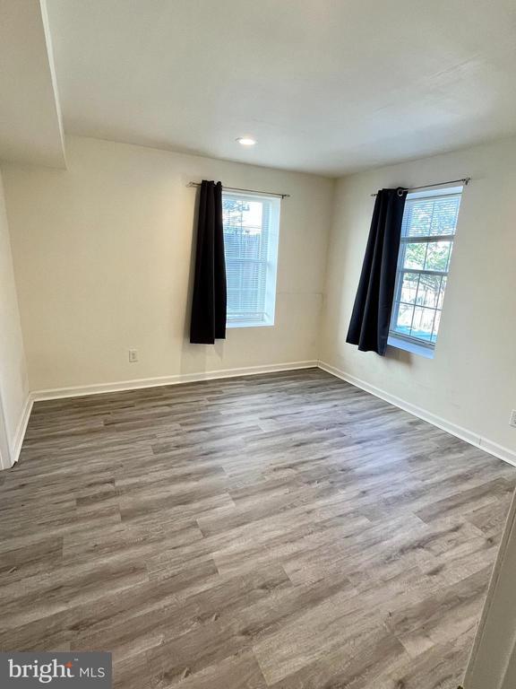 Building Photo - 19917 Knollcross Dr