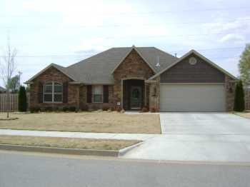 Building Photo - 2702 SW Calm Ridge Rd