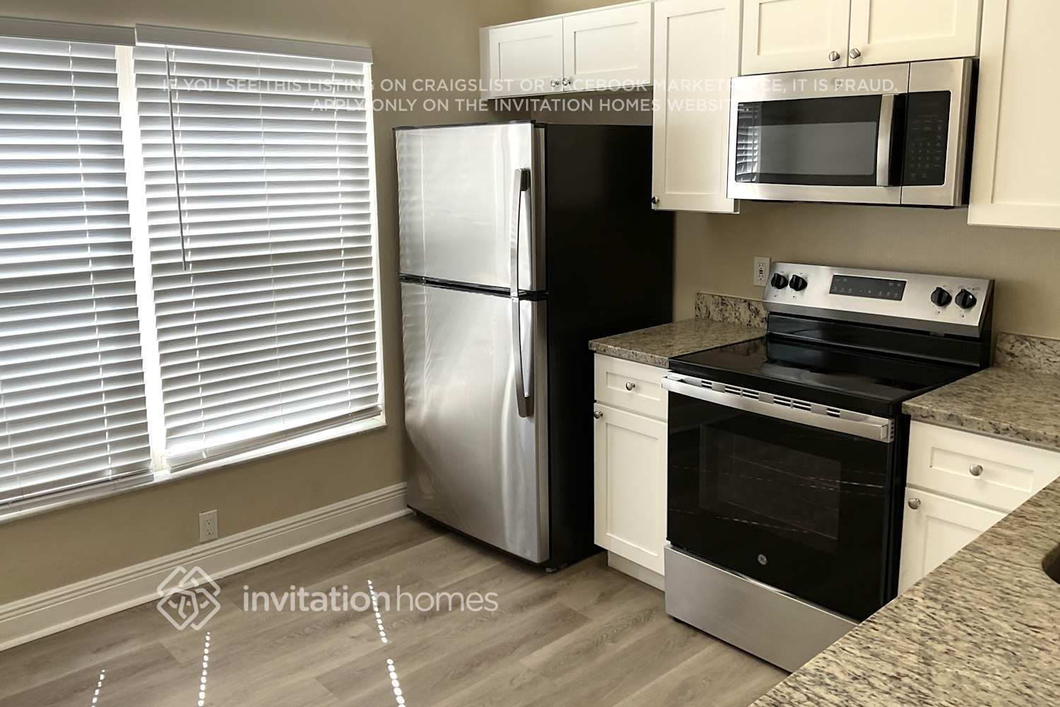 Building Photo - 4919 Aventura Blvd