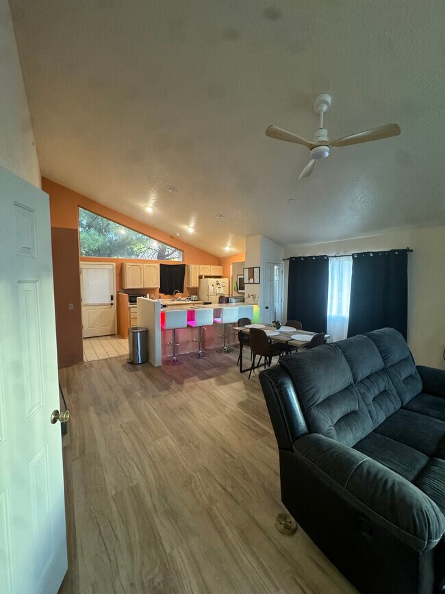 Primary Photo - 93 Morning Sun Dr