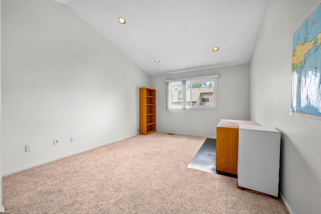 Building Photo - 6352 Aspen Ridge Blvd