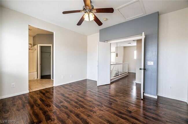 Building Photo - 824 Clear Diamond Ave