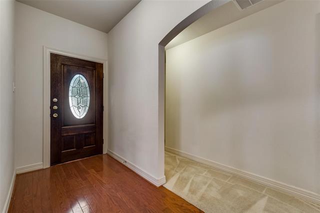 Building Photo - 2903 Holly Ln