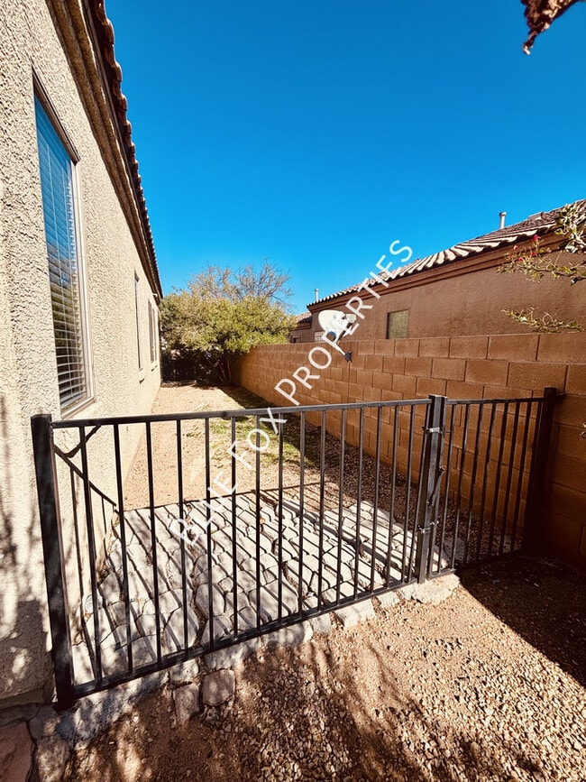 Building Photo - 6505 W Knoll Pines Way