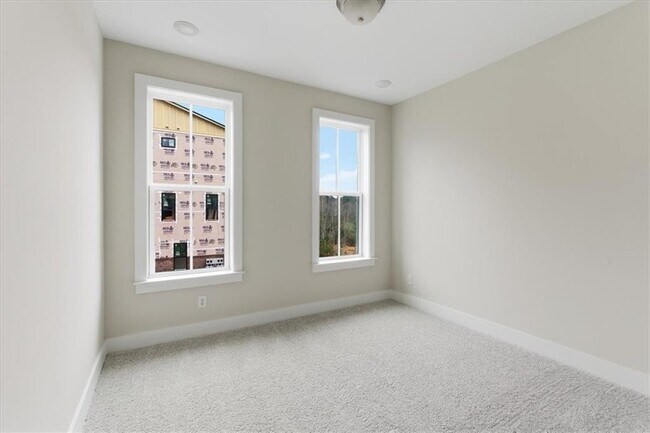 Building Photo - 742 Urban Grange Way