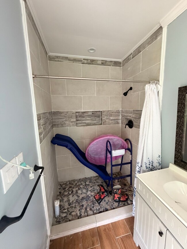 Building Photo - Gautier Property
