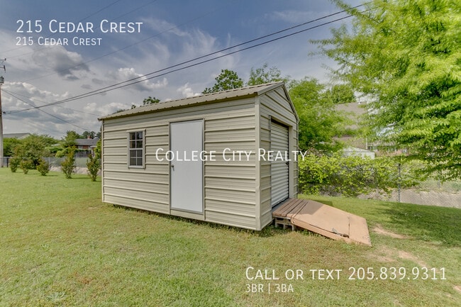 Building Photo - 215 Cedar Crest
