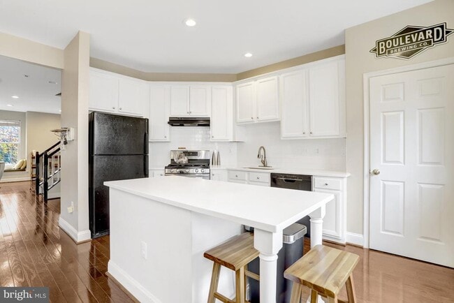 Building Photo - 2342 Huntington Station Ct