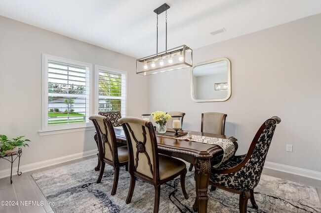 Building Photo - 295 Morning Mist Ln