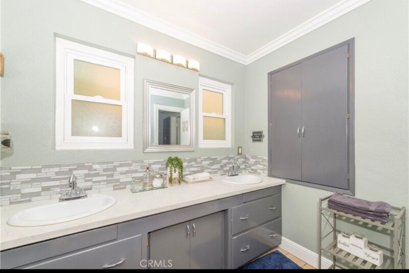 Building Photo - 33100 Case St