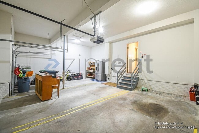 Building Photo - 415 179th Cir