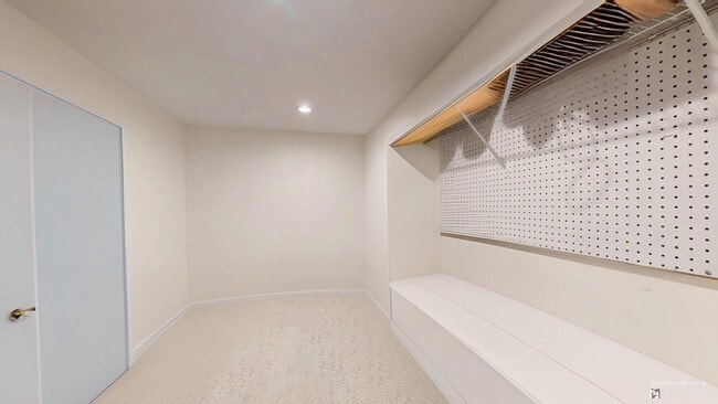 Building Photo - House for Rent in the Gated Community of W...