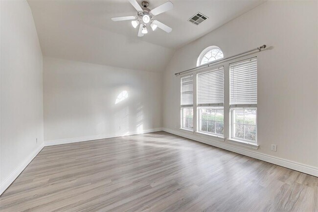 Building Photo - 1708 NW 161st Cir