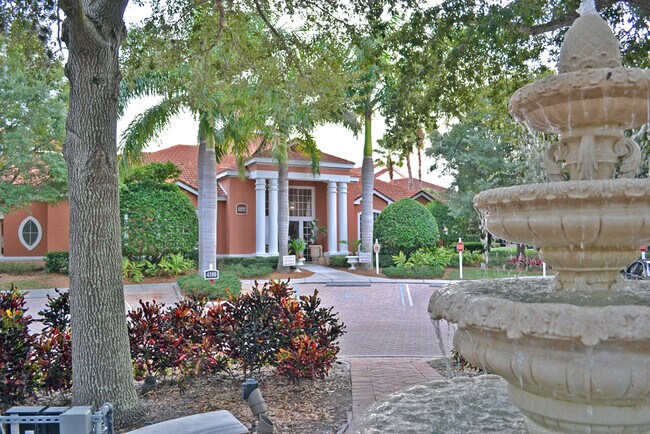 Building Photo - 4142 Central Sarasota Pky