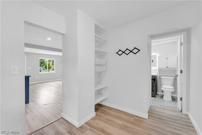 Building Photo - 4603 W 58th St