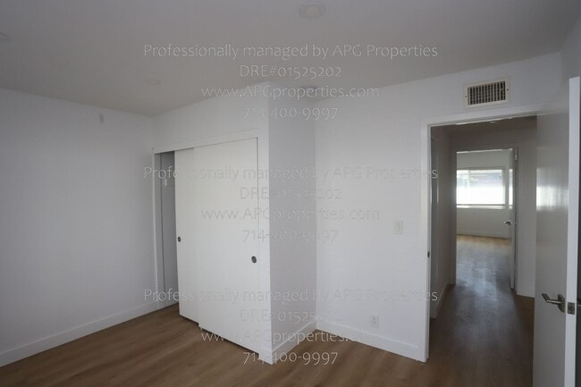Building Photo - 3324 S Olive St
