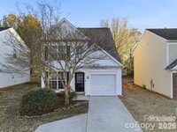 Building Photo - 2443 Normancrest Ct