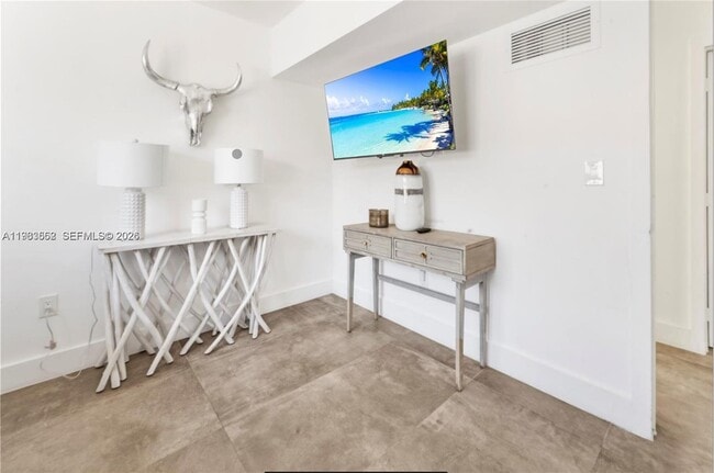 Building Photo - 7525 Buccaneer Ave