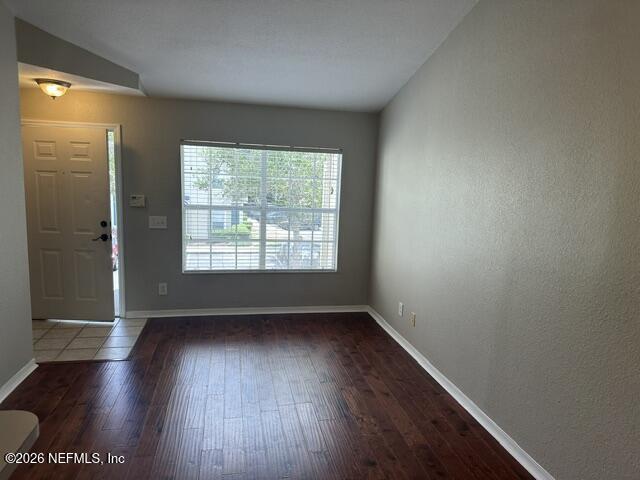 Building Photo - 13700 Richmond Park Dr N