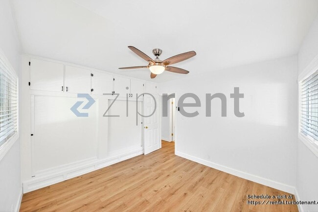 Building Photo - 5183 Olivewood Ave